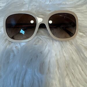 CHANEL 5280-Q Beige Sunglasses with Black Bow